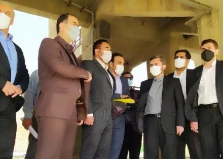 بازدید معاون امور حقوقی، مجلس و استان های وزارت از پروژه در دست احداث ورزشگاه ۱۵هزارنفری خرم آباد